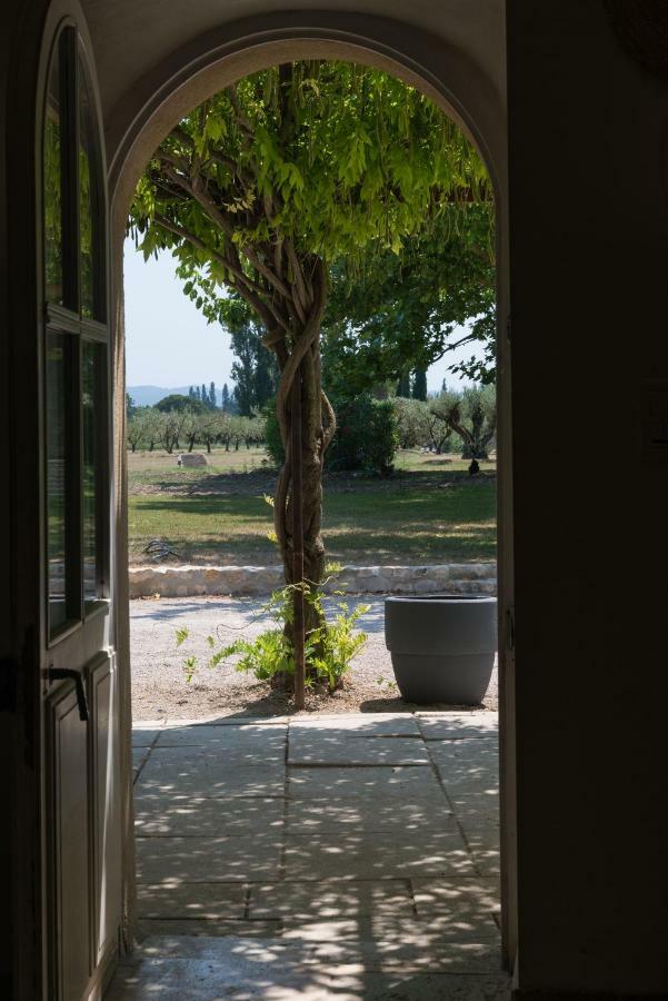 Domaine De Fontbelle Bed and Breakfast Graveson Exteriör bild